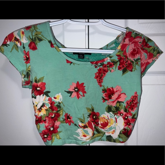Teal/ mint and pink floral crop top - Picture 3 of 4